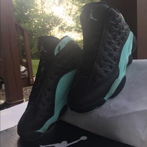Air Jordan Retro 13 “Island Greens”
